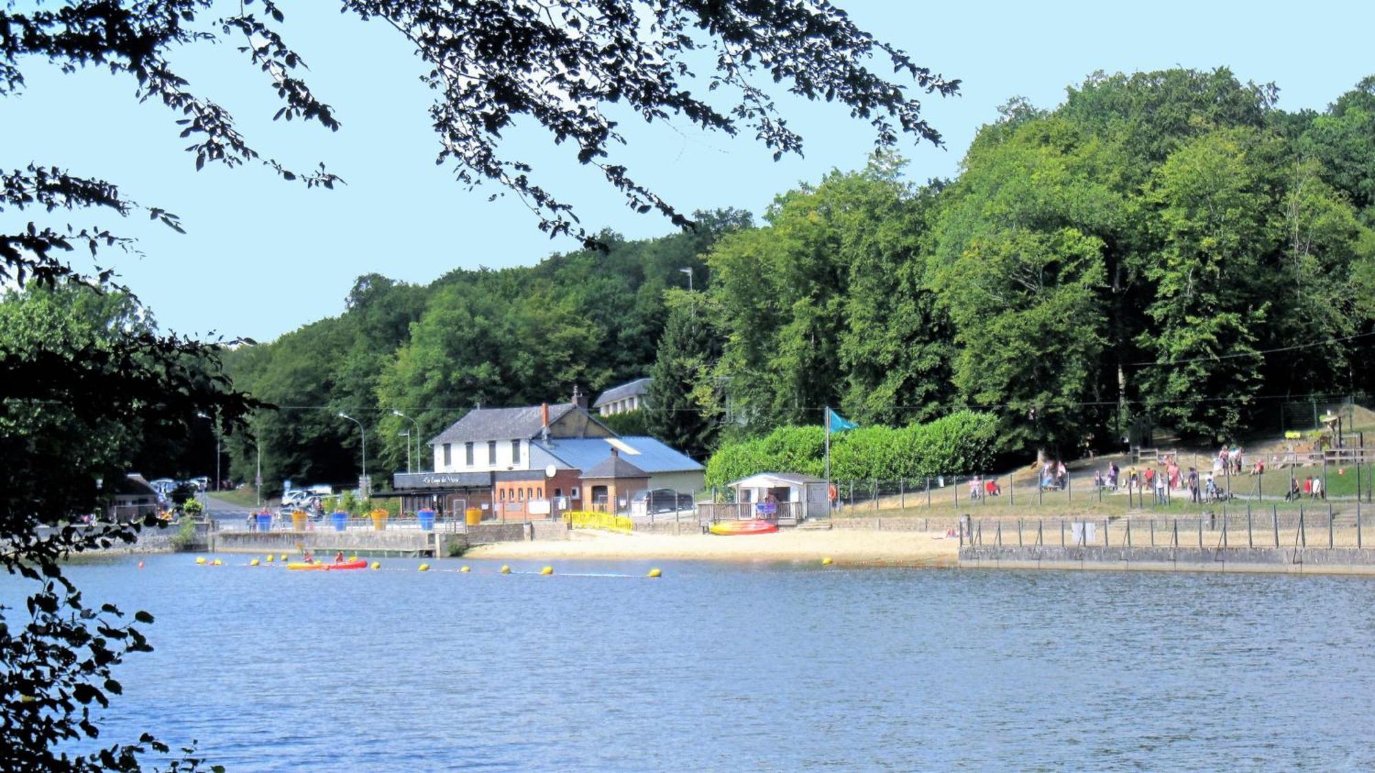 فندق Ibis Les Etangs Des Moines Fourmies المظهر الخارجي الصورة